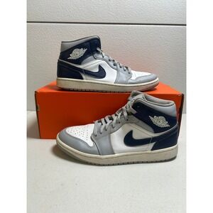 Nike Air Jordan 1 Mid White Wolf Grey Midnight Navy 9.5m #2562